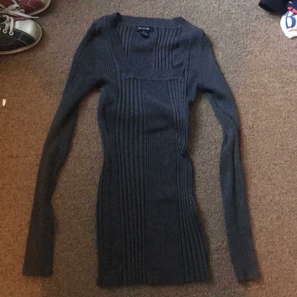 Gray sweater